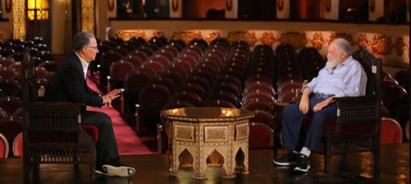 يحيى الفخراني يفتح قلبه على شاشة MBC مصر في حوار استثنائي