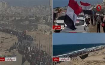   الأعلام المصرية تزين عودة النازحين وقوافل غزة