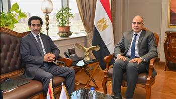   وزير الري يلتقى المدير التنفيذي للشبكة الإسلامية لتنمية وإدارة مصادر المياه