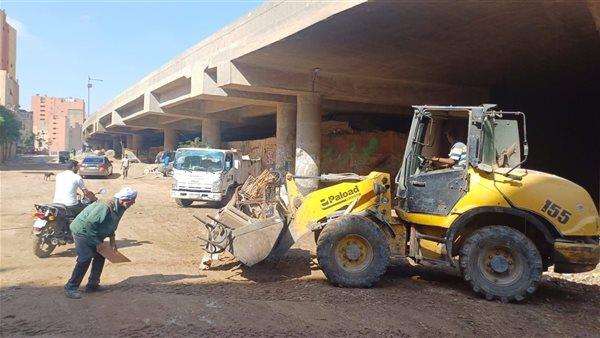 محافظة الجيزة ترفع 200 طن مخلفات من نفق المكرونة بالعمرانية