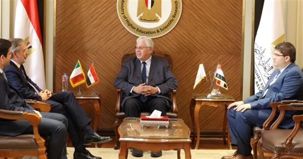 وزير التعليم العالي يستقبل السفير الإيطالي بالقاهرة