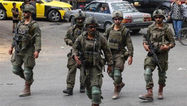 الاحتلال يمنع الفلسطينيين من الاحتفال بإطلاق سراح الأسرى