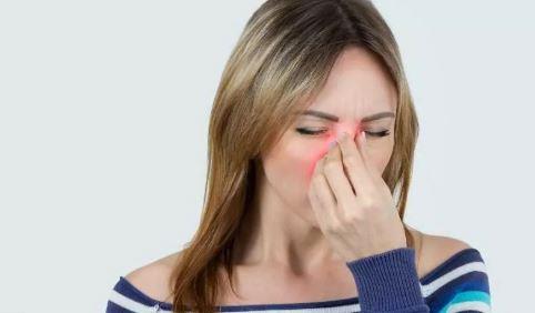 حساسية الأنف.. التهاب الجيوب أم نزلة برد؟ 