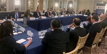   وزير الاستثمار يشارك في مائدة مستديرة بواشنطن نظمها مجلس الأعمال للتفاهم الدولي
