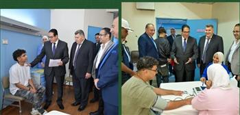   عبد الصادق يتفقد إجراءات الكشف الطبي على طلاب جامعة القاهرة الأهلية بمستشفى الفرنساوى