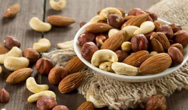 فوائد صحية لتناول الجوز يوميا