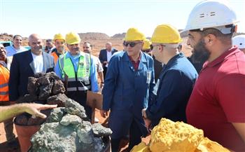  محافظ الجيزة يتفقد مناجم شركة الحديد والصلب للمناجم والمحاجر بالواحات البحرية
