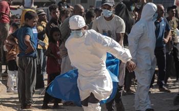   الصحة في غزة: استلام 45 جثمانًا جديدًا من الشهداء عبر الصليب الأحمر