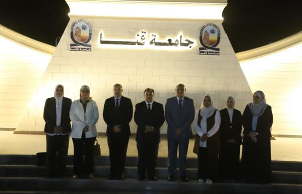 بالصور .. جامعة قنا تحتفل بتغيير اسمها رسميًا