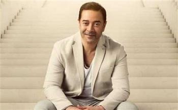   🎤 مدحت صالح يخطف الأضواء في مهرجان الموسيقى العربية الـ33