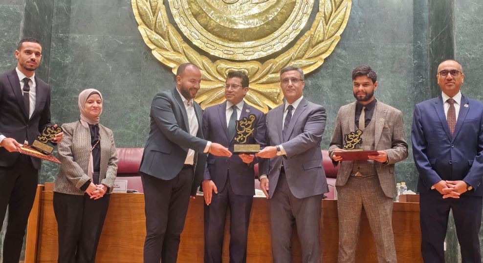 انطلاق نموذج محاكاة برلمان الشباب العربي بحضور د. أشرف صبحي في الجامعة العربية