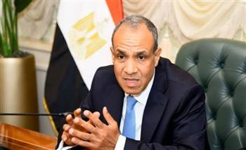   وزير الخارجية يلتقي رئيس اتحاد الغرف الصناعية والتجارية الهندية