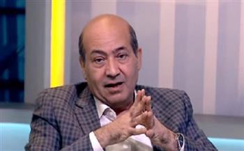 طارق الشناوي يرد على منتقدي «السجادة الحمراء» بمهرجان الجونة: "الفن مش بس فساتين"