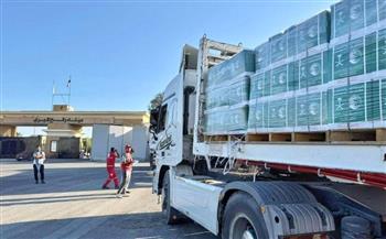   دفعة جديدة من المساعدات الإغاثية السعودية تعبر منفذ رفح 