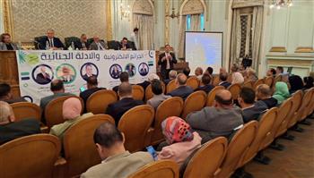  الرمحي في ندوة الجرائم الإلكترونية : الذكاء الاصطناعي أداة للجريمة ودليل رقمي للعدالة