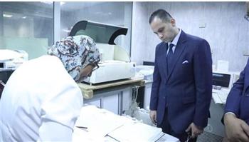   الطيب يجري جولة مفاجئة بالقاهرة ويتفقد المعامل المركزية ومستشفى المنيرة العام