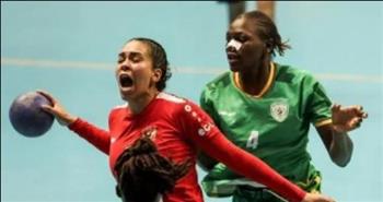   الأهلي يتأهل إلى نهائي بطولة إفريقيا لكرة اليد