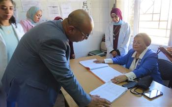   ضمن جولتها بالإسكندرية.. نائب وزير الصحة تتفقد وحدة طب أسرة الذراع البحري
