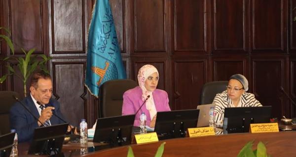 جامعة الإسكندرية تناقش  الاستعداد للمشاركة فى جائزة مصر للتميز الحكومى