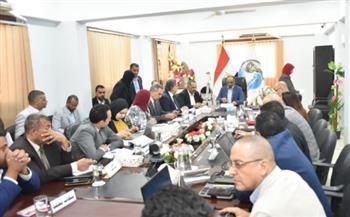   نائب وزيرالإسكان يُتابع موقف مشروع الصرف الصحي المتكامل بالاقصر
