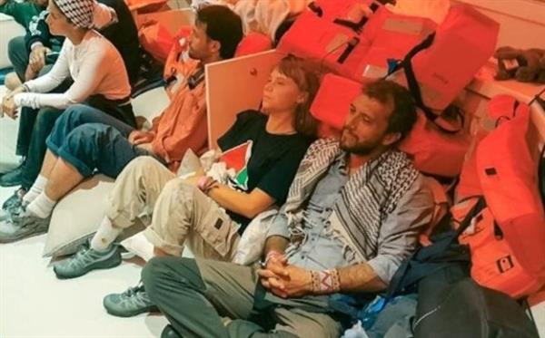 الشرطة الإسرائيلية: نقل أكثر من 250 مشاركًا في "أسطول الصمود" إلى السجون