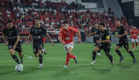 حكم أجنبي لنهائي السوبر المصري في الإمارات