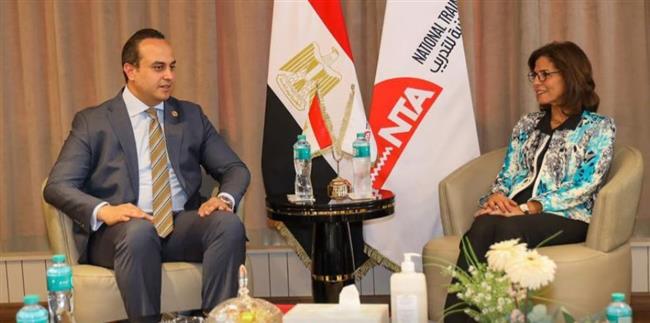 رئيس هيئة الرعاية الصحية يطلق برنامجا تدريبيا لتأهيل القيادات الوسطى