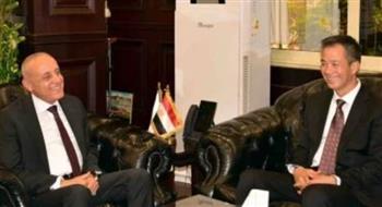   محافظ الأقصر يناقش تعزيز التعاون السياحى والاقتصادى مع نائب عمدة تشينغتشو الصينية