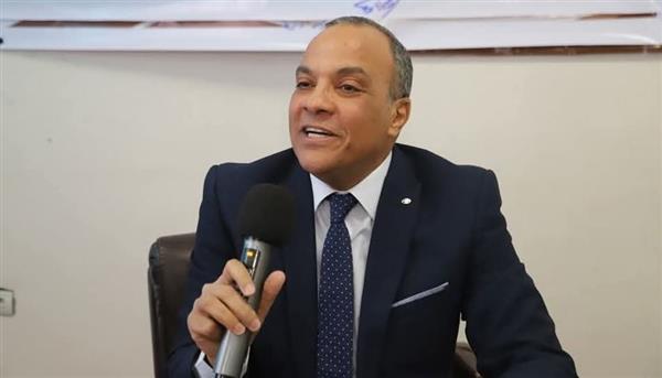 تعيين عميدي كليتي الآداب والتربية بجامعة قنا