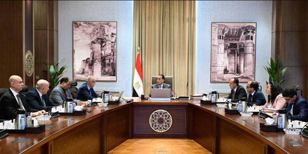رئيس الوزراء يتابع جهود إزالة تعديات نهر النيل في إطار "المشروع القومي لضبط النيل"