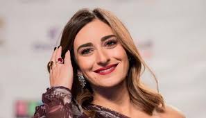 أمينة خليل تكشف أسرار زواجها من المصور أحمد زعتر: "كل تأخيرة فيها خيرة"