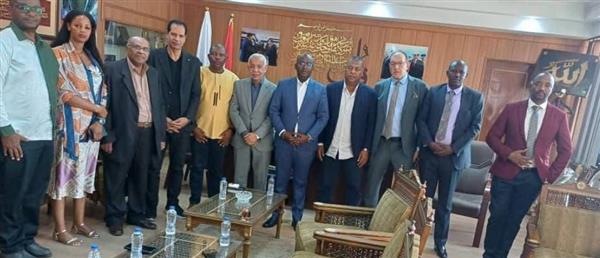رئيس اتحاد العمال: شراكات نقابية جديدة مع إفريقيا تواكب توجه الدولة