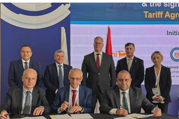 مصر وقبرص توقعان الاتفاقيات التجارية لمشروع نقل غاز حقل “كرونوس” إلى البنية التحتية المصرية