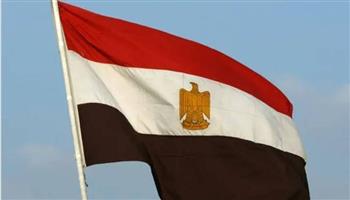   القاهرة الإخبارية: رئيس وزراء إسرائيل يجتمع مع رئيس المخابرات العامة المصرية