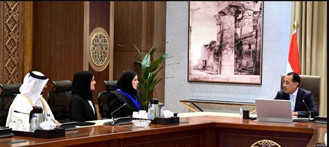 رئيس الوزراء يلتقي وزيرة الدولة للتعاون الدولي بوزارة الخارجية القطرية والوفد المرافق لها