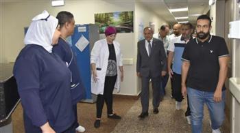   محافظ بورسعيد يشيد بمستوى الخدمات داخل مجمع الشفاء الطبي