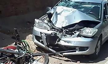   إصابة 4 أشخاص فى حادث تصادم سيارة وموتوسيكل فى سوهاج