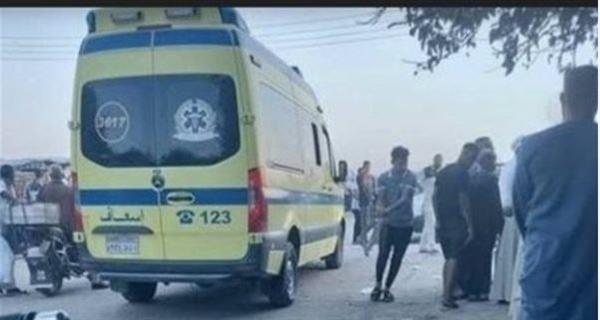 اصطدام سيارة بشجرة يسفر عن إصابة أحد الأشخاص بقنا