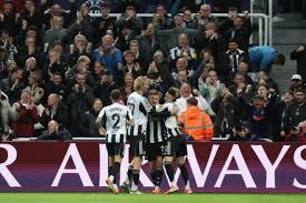 نيوكاسل يفوز 3-0 على بنفيكا فى دورى أبطال أوروبا
