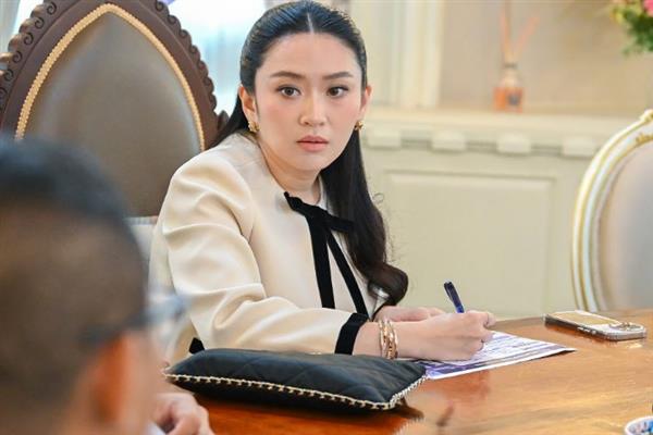 تايلاند: استقالة بايتونجتارن شيناواترا من رئاسة حزب "فيو تاي"