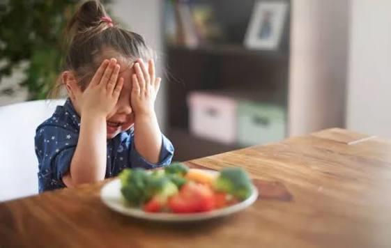 علامات نقص الفيتامينات عند الأطفال.. إشارات صامتة 