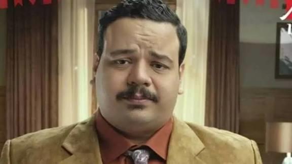في عيد ميلاده.. مصطفى غريب يرسم البهجة بملامح عادية وموهبة استثنائية