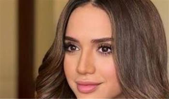   رنا رئيس تخطف الأنظار في الجونة