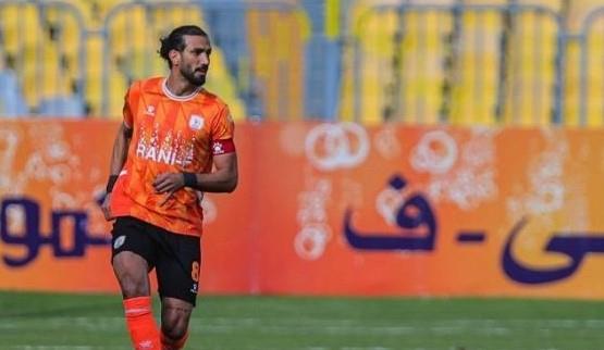 رامي صبري يعلن اعتزال كرة القدم ويتولى منصب المدير الرياضي في فاركو