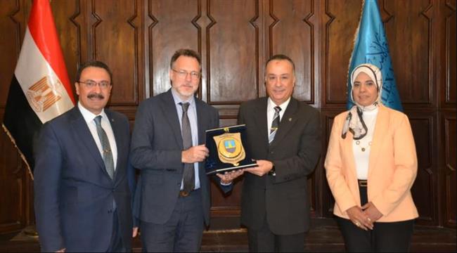 جامعة الإسكندرية تستقبل سفير كندا بالقاهرة لبحث آفاق التعاون الأكاديمي والبحثي المشترك