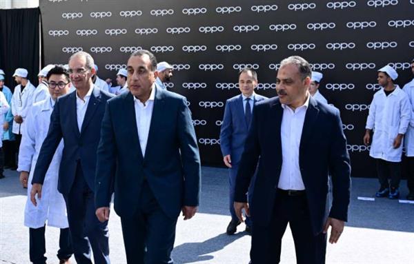 مدبولي يفتتح مصنع لشركة "أوبو" العالمية لتصنيع الهواتف المحمولة بالعاشر من رمضان​