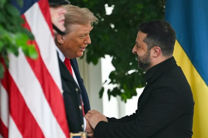 ويتكوف حاول إقناع زيلينسكي بتقديم تنازلات إقليمية خلال اجتماعه مع ترامب