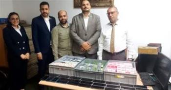   جمارك مطار الإسكندرية تحبط محاولة تهريب هواتف محمولة ومستحضرات تجميل