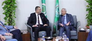   أمين المجلس الأعلى للجامعات يلقي محاضرة بالأكاديمية العربية للنقل البحري