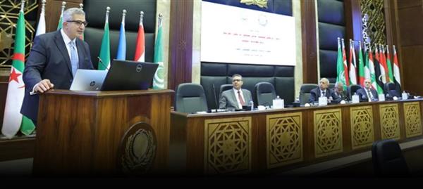 أمين الجامعات يلقي محاضرة بالأكاديمية العربية للنقل البحري